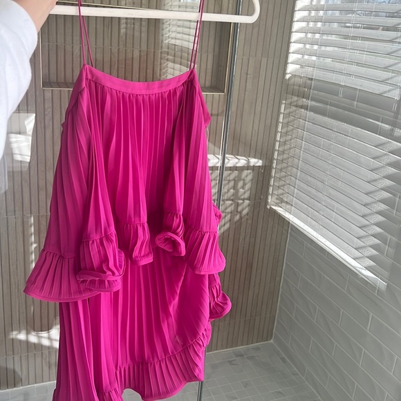 AMUR Kate Pleated Minidress - Picture 4 of 8